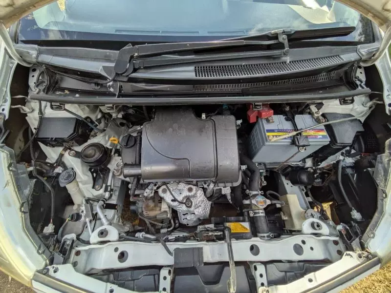 TOYOTA Vitz   - 2013