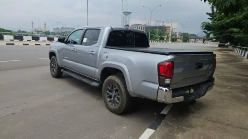 Toyota Tacoma   - 2021