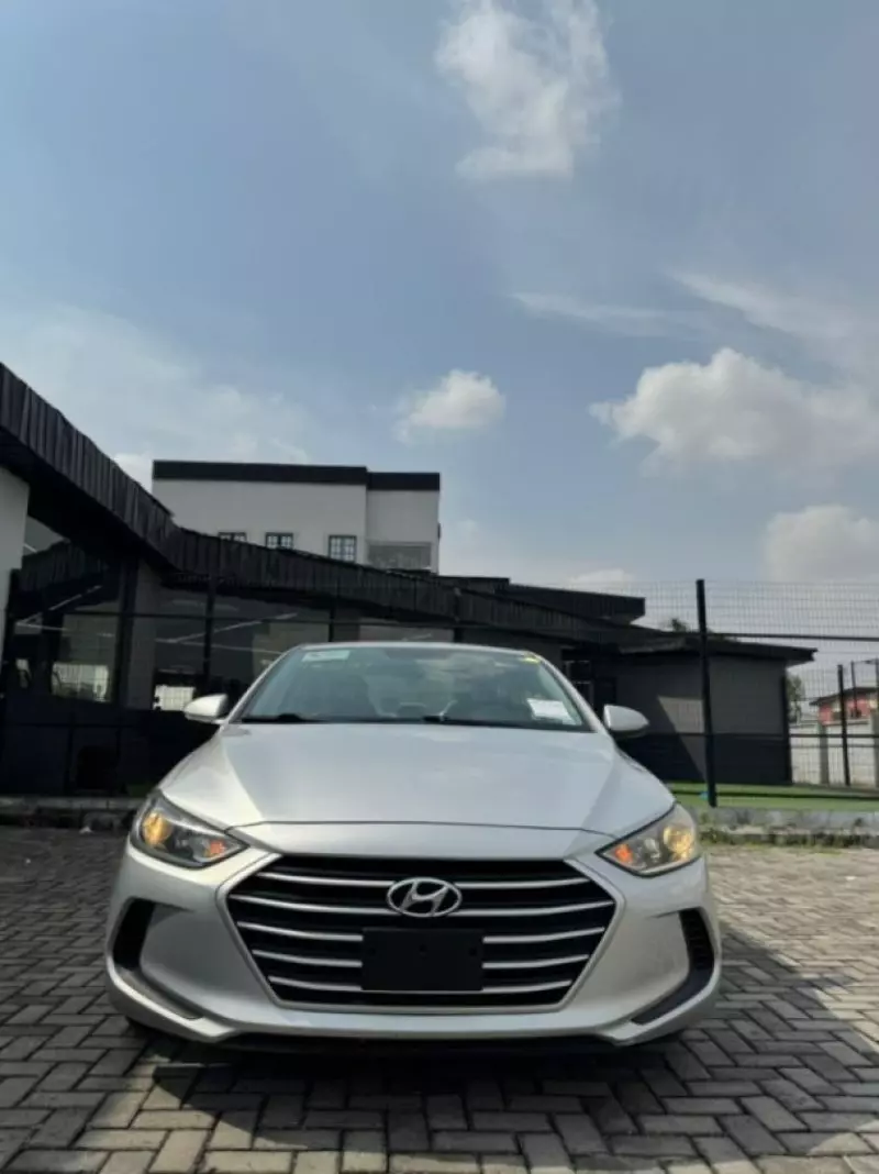 Hyundai Elantra   - 2017
