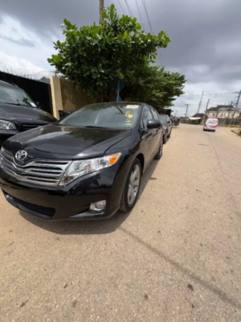 TOYOTA Venza   - 2012