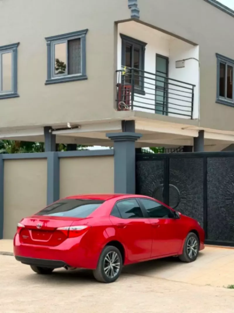 TOYOTA Corolla   - 2016
