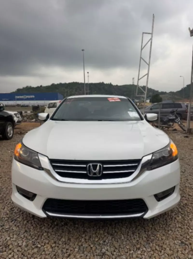 Honda Accord   - 2014