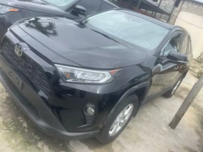 TOYOTA RAV 4   - 2019