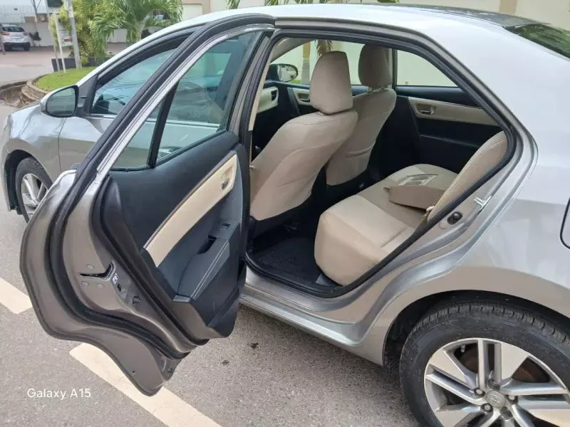 Toyota Corolla   - 2016
