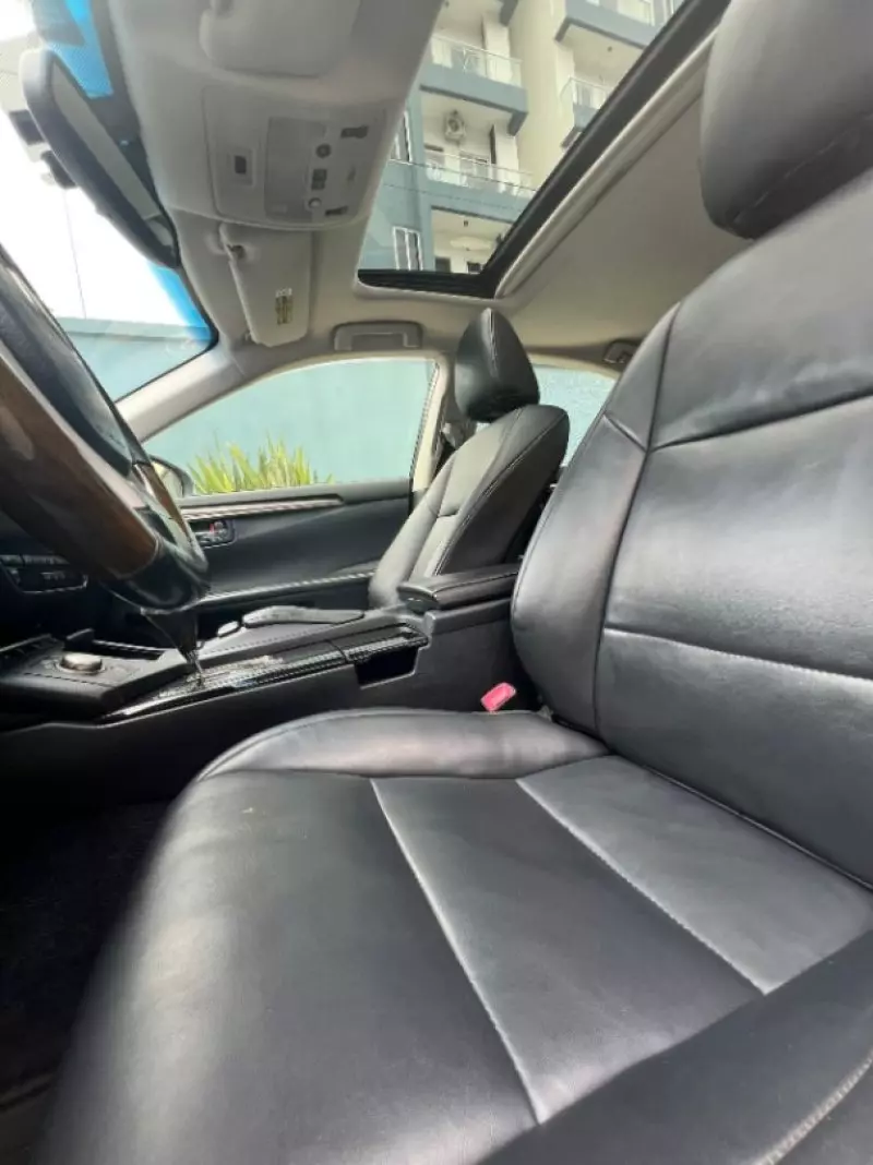 Toyota Highlander   - 2015