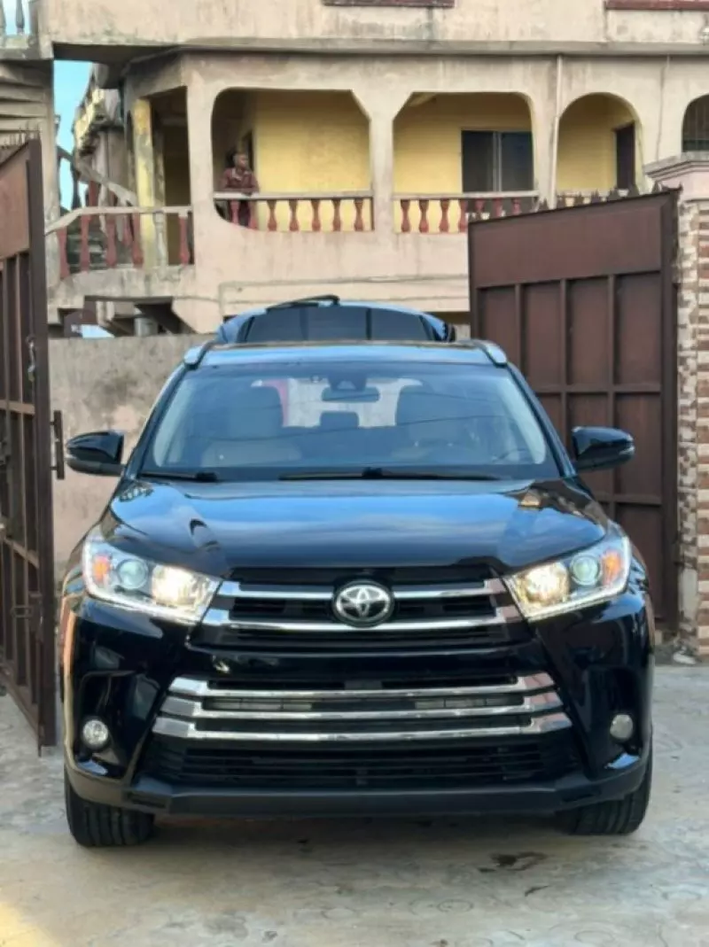 Toyota Highlander - 2017