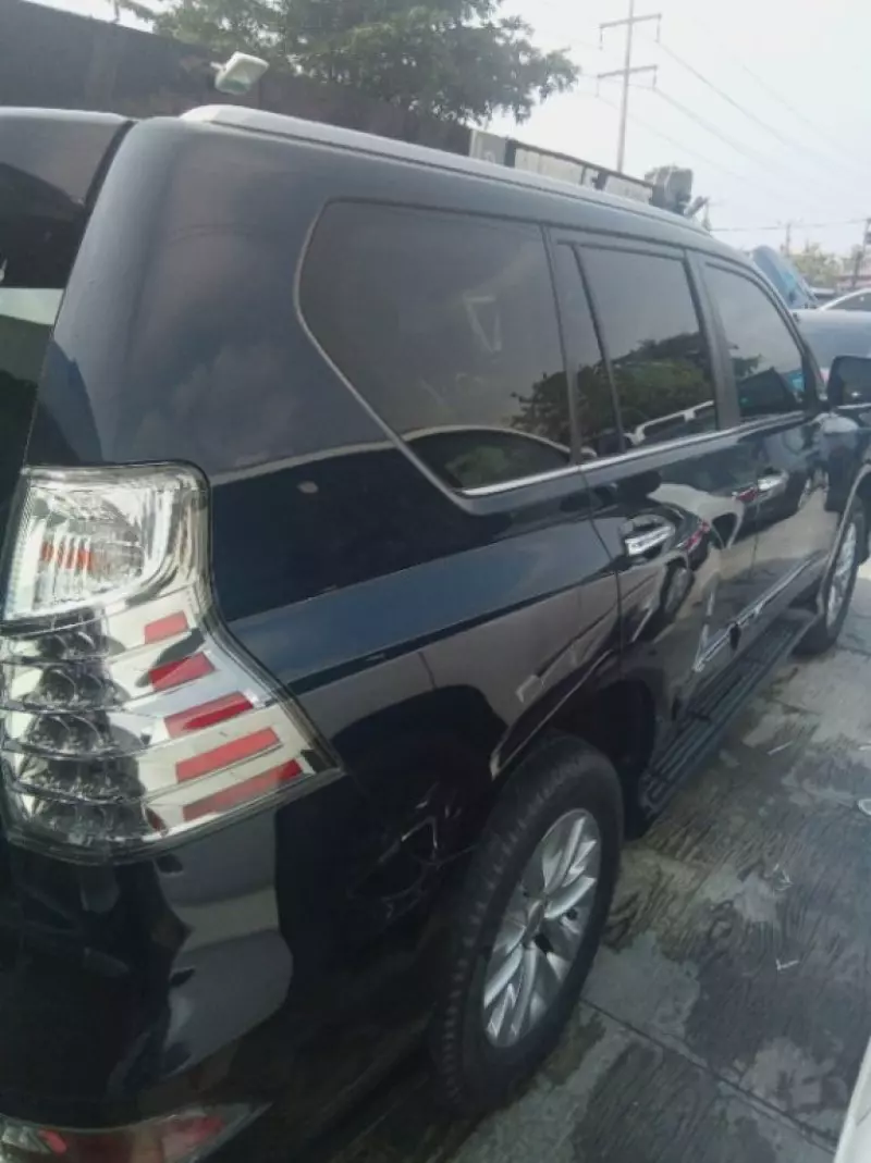 Lexus GX 460   - 2010