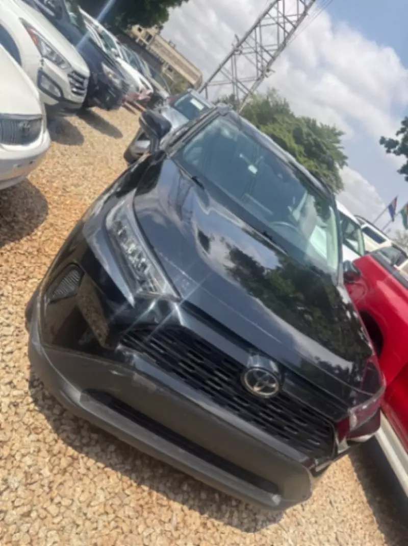 Toyota RAV4   - 2020