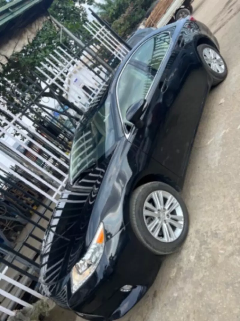 Lexus ES 350   - 2013