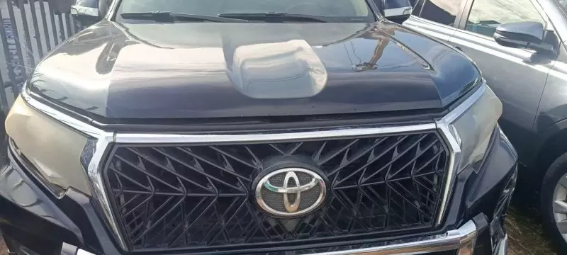TOYOTA Prado   - 2013