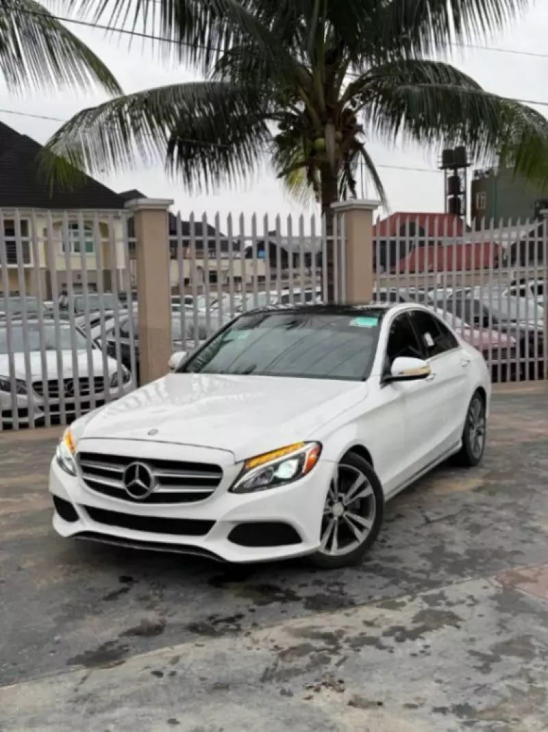 Mercedes-Benz C-Class - 2016