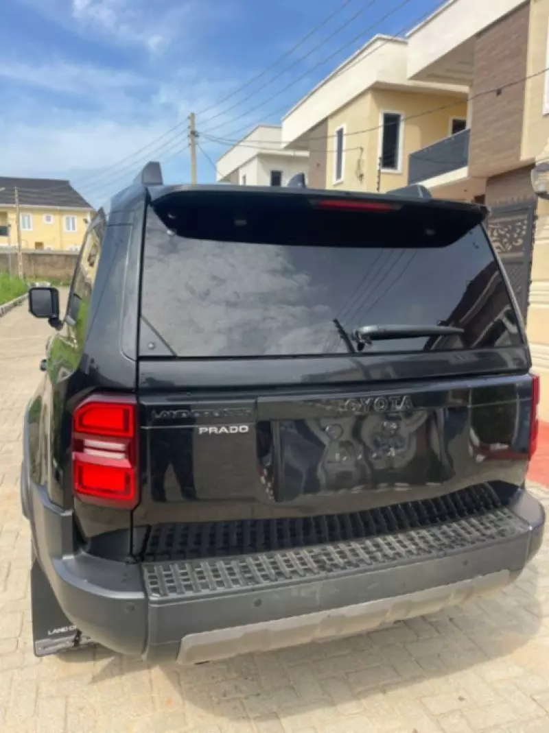 TOYOTA Prado   - 2025