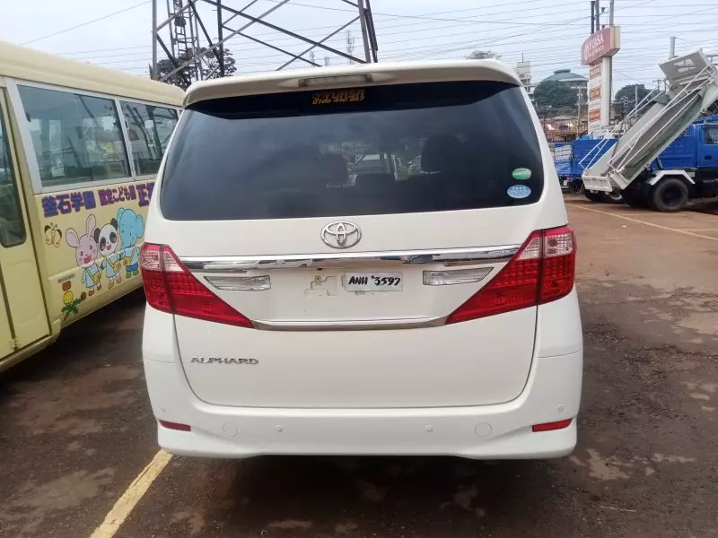 Toyota Alphard   - 2012
