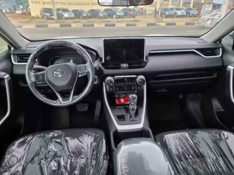 Toyota Volt   - 2020