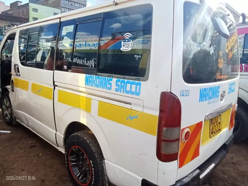 Toyota Hiace   - 2013