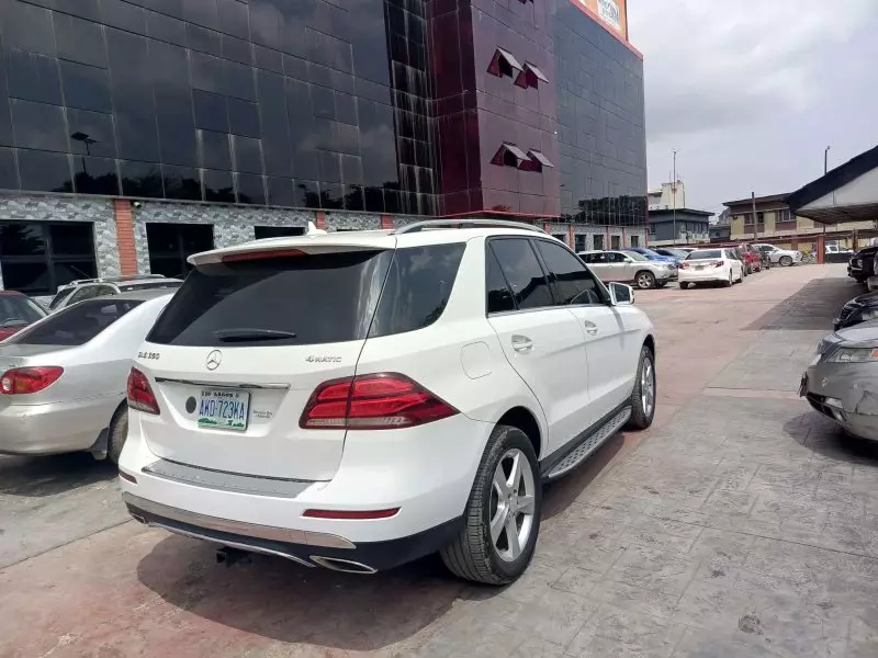 Mercedes-Benz GLE 350   - 2016