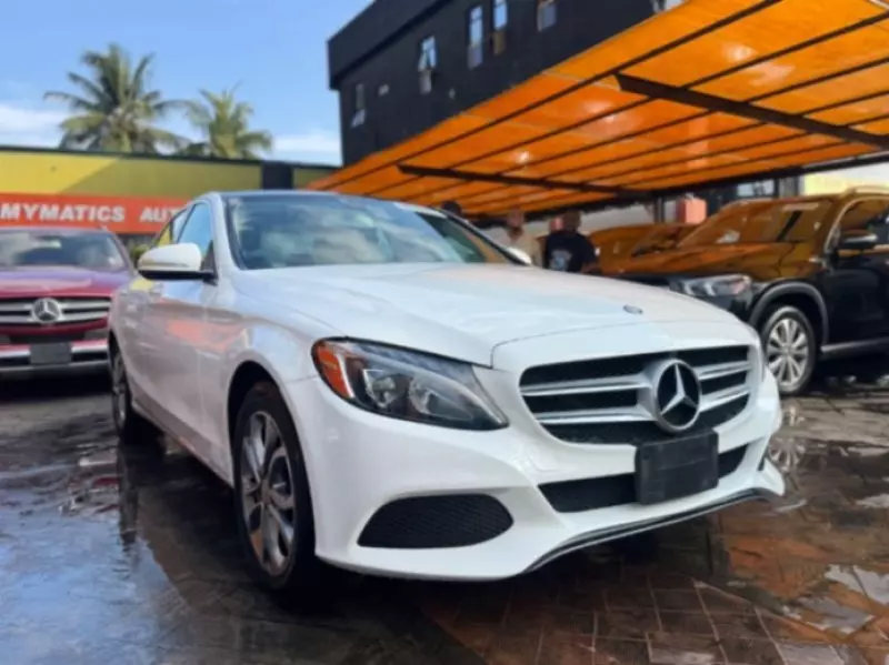 Mercedes-Benz C-Class - 2016