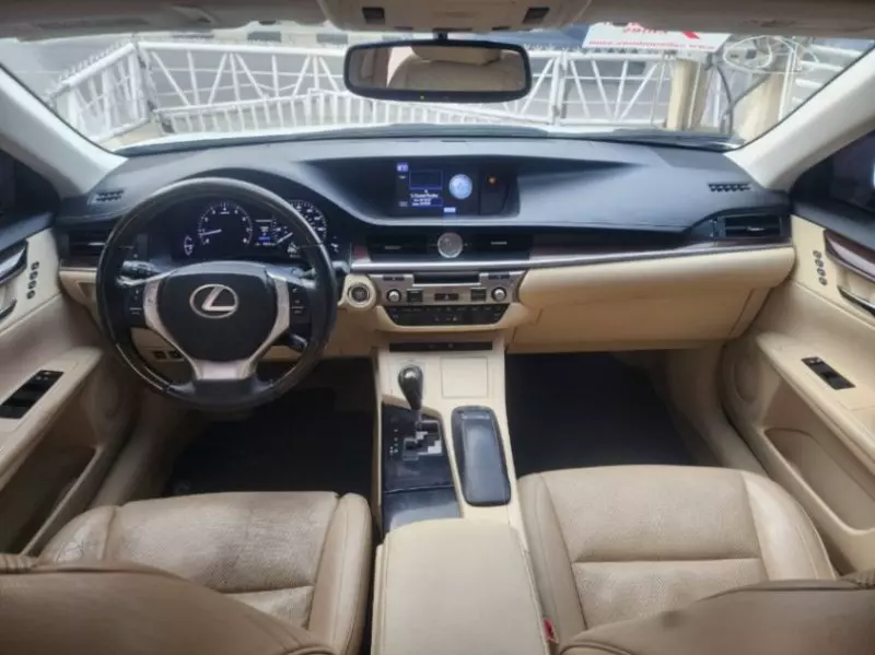 Lexus ES 350   - 2014