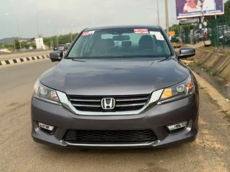 Honda Accord   - 2013