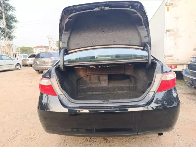 Toyota camry   - 2016
