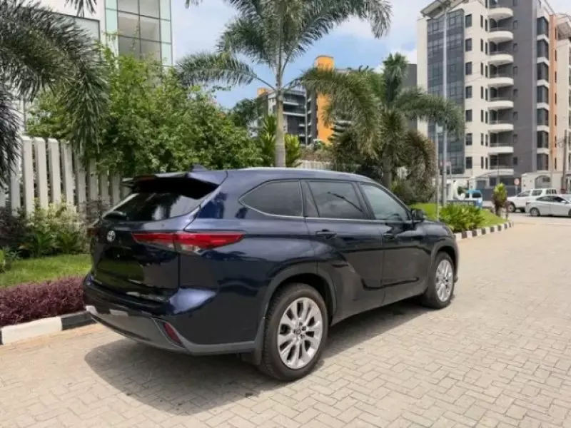 TOYOTA Highlander   - 2023