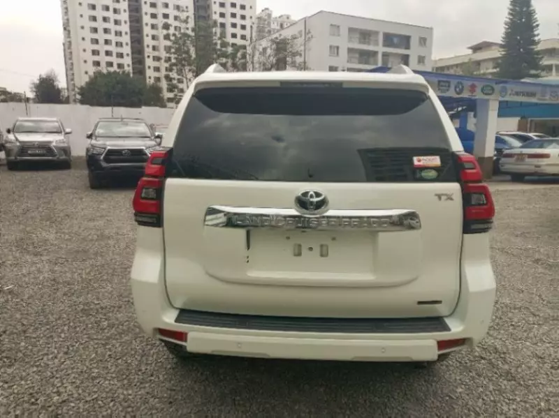 TOYOTA Landcruiser Prado   - 2019