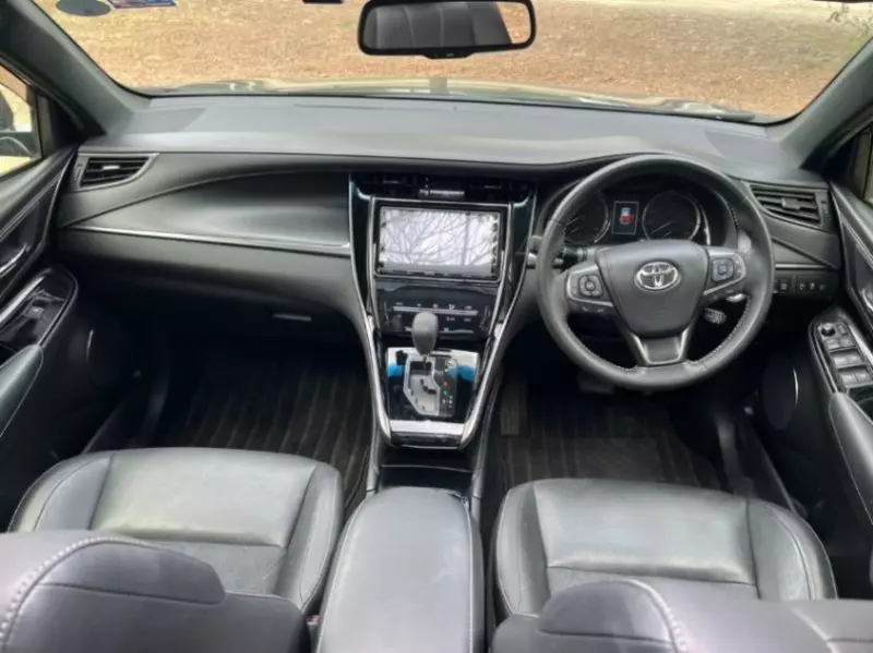 TOYOTA Harrier   - 2019