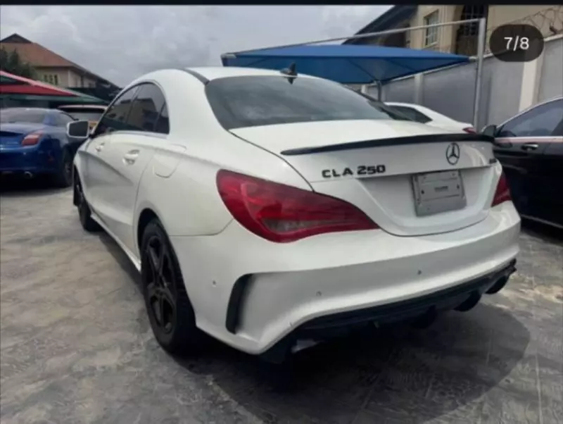Mercedes-Benz CLA 250   - 2014