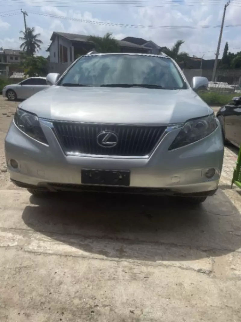 Lexus RX   - 2010