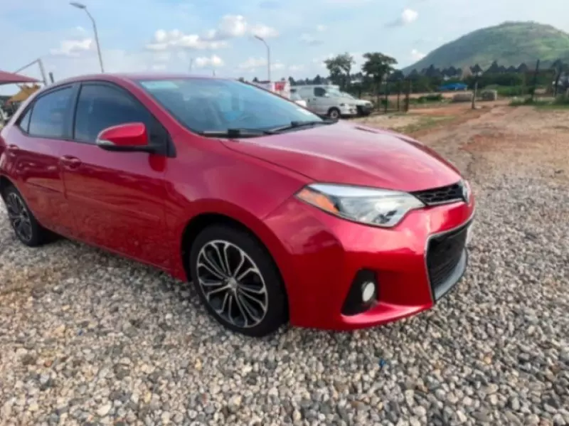 TOYOTA Corolla   - 2014