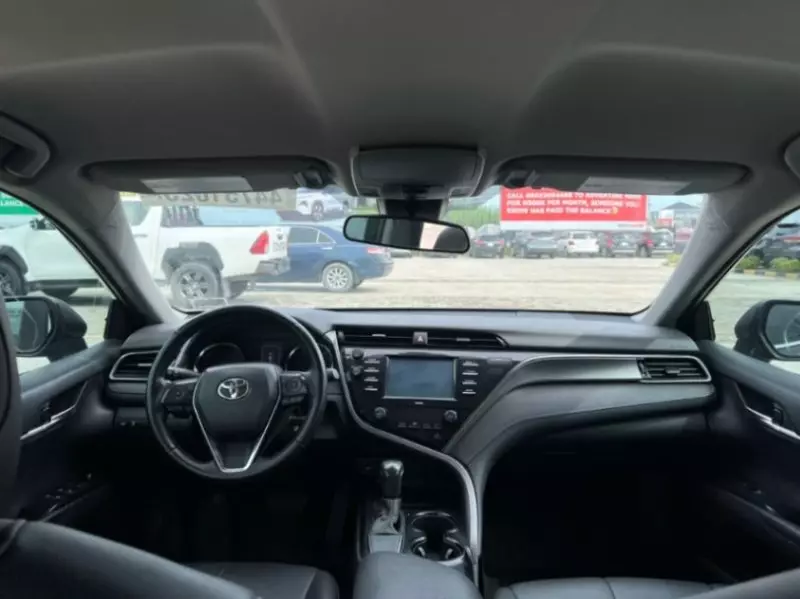 Toyota Camry   - 2020