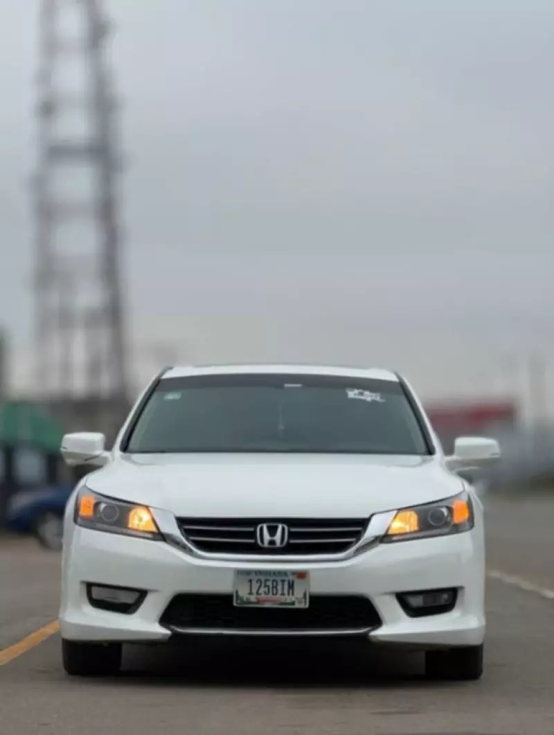 Honda Accord   - 2013