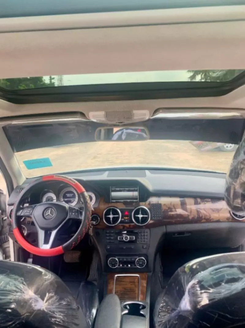 Mercedes-Benz GLK 350   - 2014