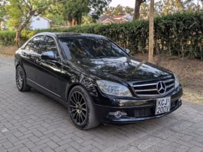 Mercedes-Benz C 200   - 2009