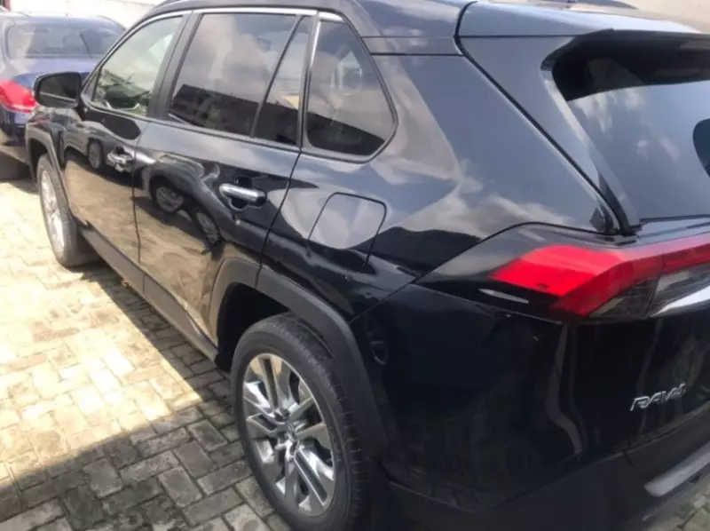 TOYOTA Rav4   - 2019