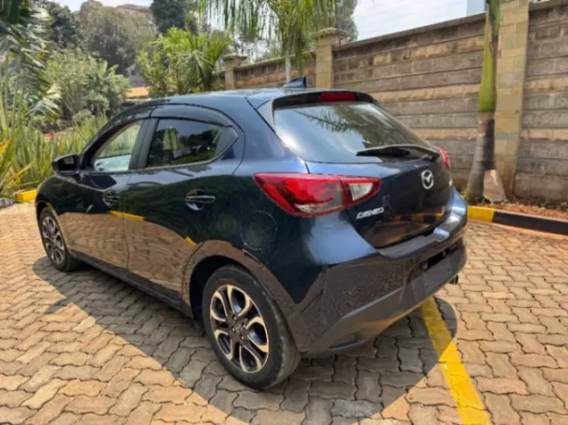 Mazda Demio   - 2018