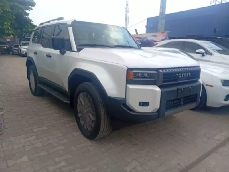 Toyota Land Cruiser   - 2025