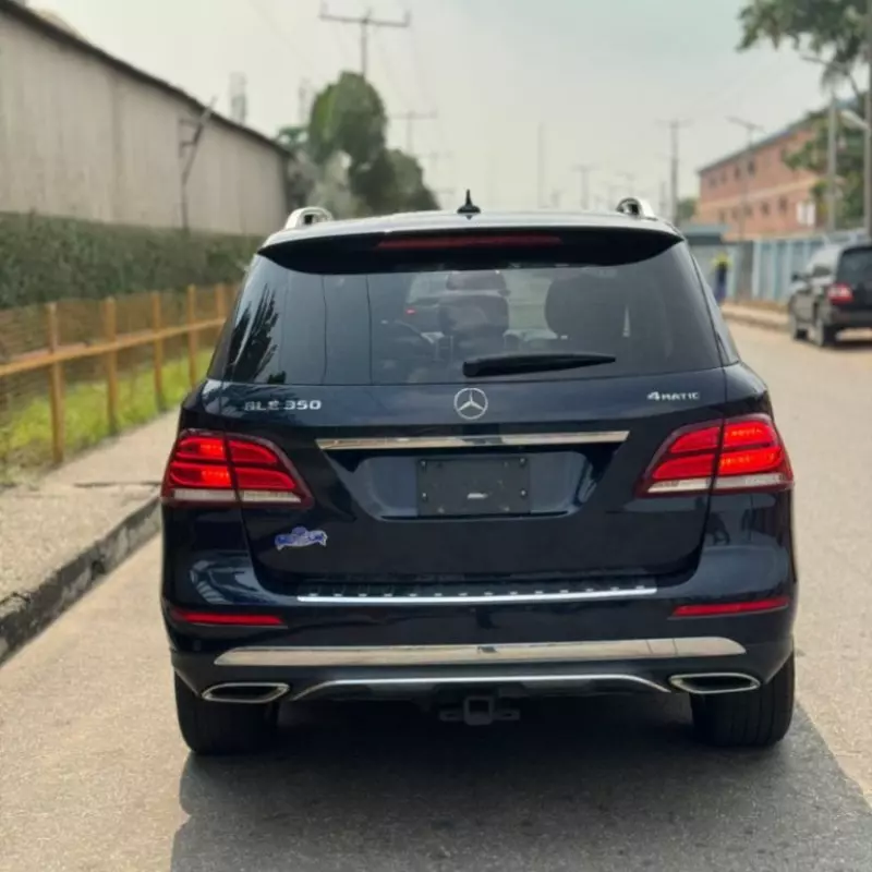Mercedes-Benz GLE-Class   - 2017