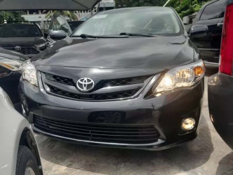 Toyota Corolla   - 2011