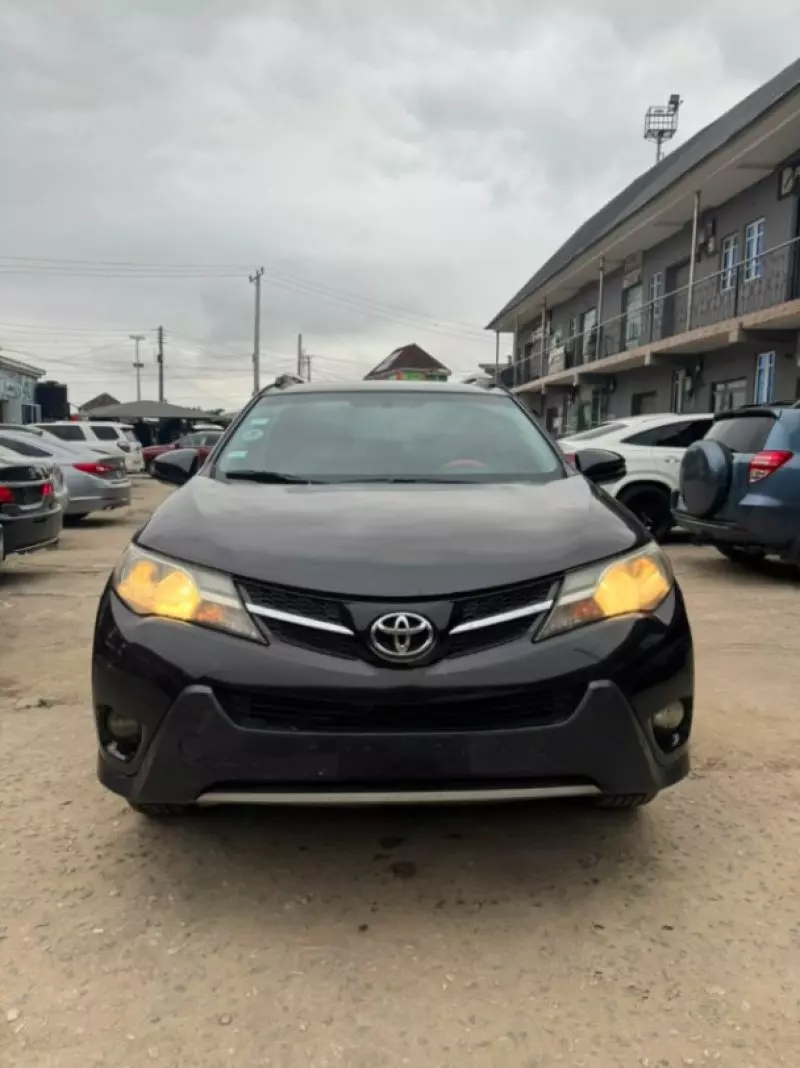 TOYOTA RAV 4   - 2013