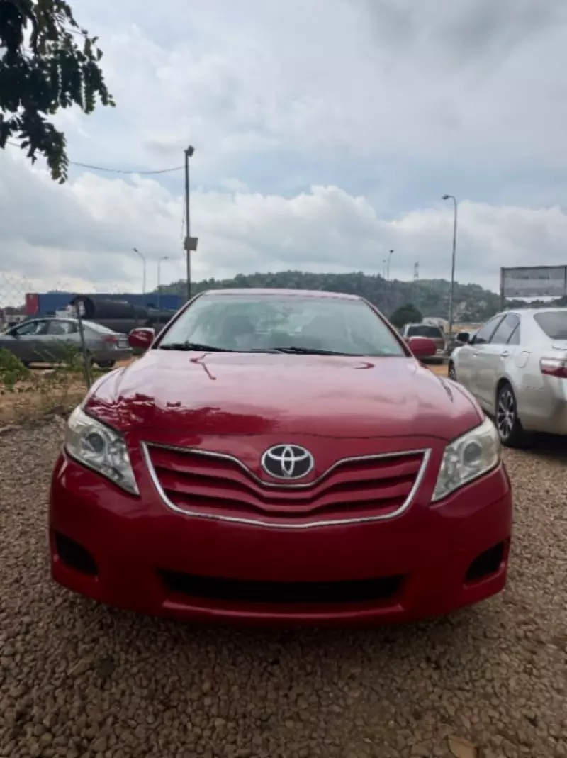 TOYOTA Camry   - 2011