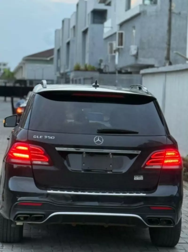 Mercedes-Benz GLE-Class   - 2016