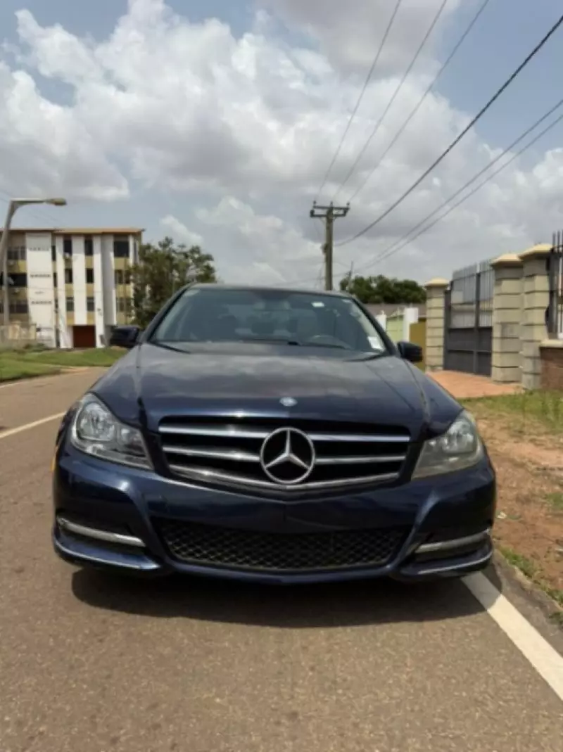 Mercedes-Benz C 300 - 2014