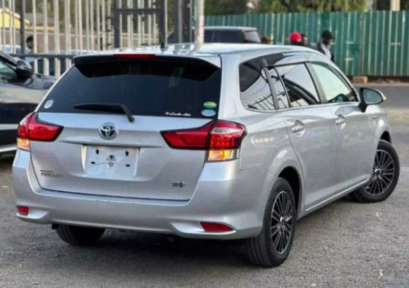 Toyota Fielder    - 2019