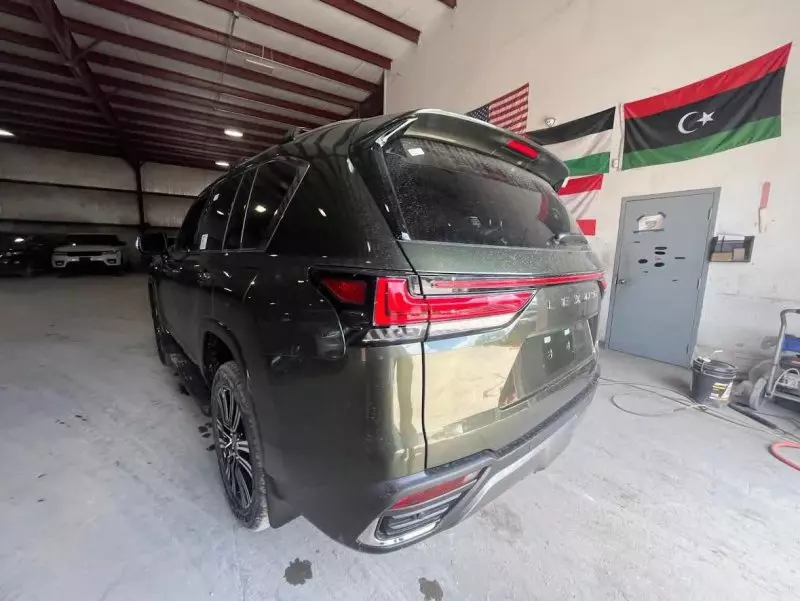 Lexus LX 600   - 2025