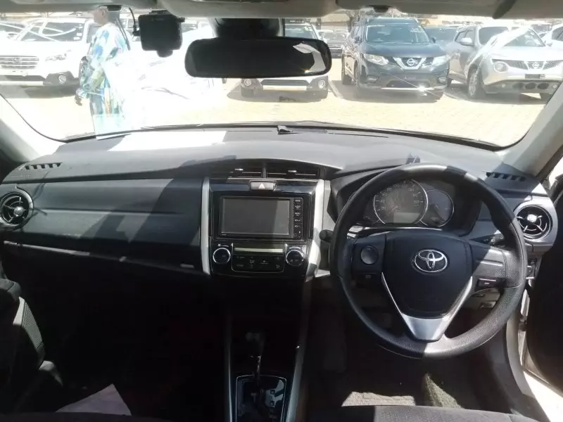 Toyota Fielder    - 2016