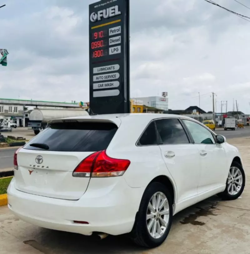 Toyota Venza   - 2009