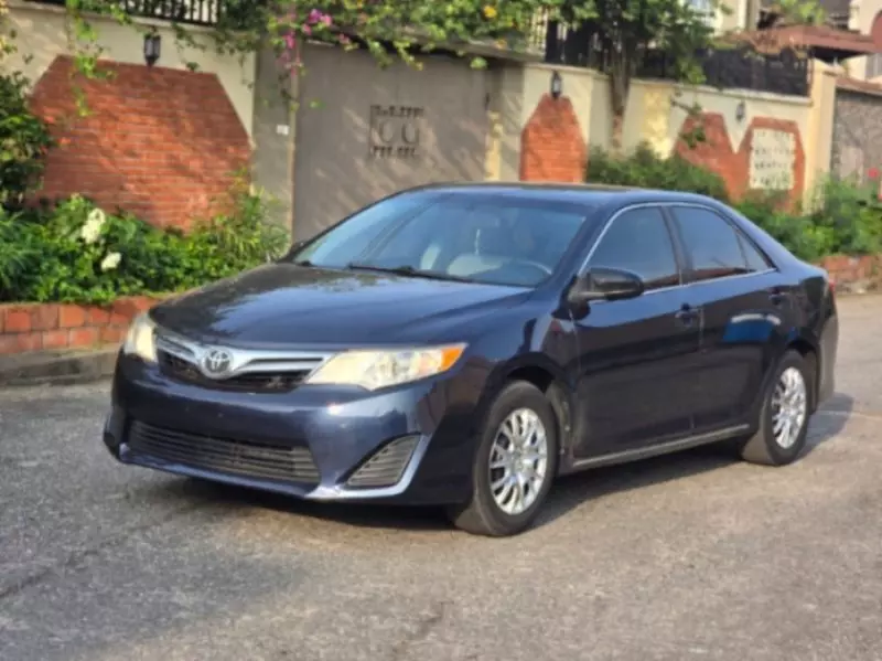 TOYOTA Camry   - 2014