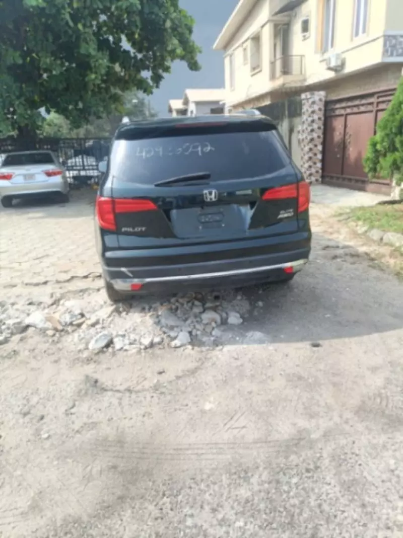 Honda Pilot   - 2016