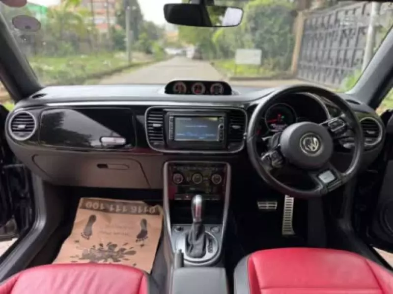 Volkswagen Beetle   - 2019